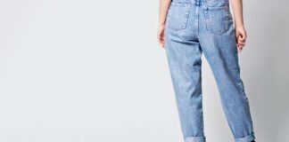 Mom jeans style (O.PRZYBYSZ / SHUTTERSTOCK)