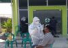 Foto seorang petugas kurban Idul Adha sedang menjalani tes antigen di Puskesmas Seijang, Kecamatan Bukit Bestari, Kota Tanjungpinang