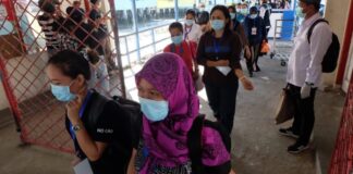Pekerja Migran Indonesia (PMI) asal Malaysia dan Singapura pulang secara mandiri. Foto : albet