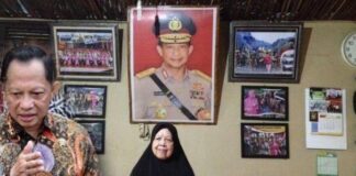 Ibunda Mendagri Tito Karnavian, Hj Kordiah binti Achmad Timbul meninggal dunia di usia 82 tahun, Kamis (12/8/2021). (Sumber: Sriwijaya Pos)