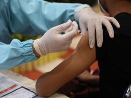 BP Batam menggelar vaksinasi tahap dua bagi keluarga BP Batam bekerja sama dengan Biro SDMO dan RS BP Batam yang dilaksanakan di Balairungsari BP Batam, Selasa, 31 Agustus 2021