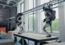 Robot Boston Dynamics Atlas berhasil dalam uji coba trek parkour.(bdtechtalks.com)