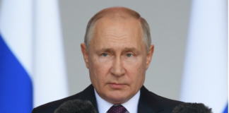 Vladimir Putin ingin memastikan bahwa ketidakstabilan di Afghanistan tidak meluas ke Asia Tengah, bagian dari bekas Uni Soviet yang dianggap sebagai halaman belakang sendiri [File: Sputnik/Ramil Sitdikov/Kremlin via Reuters]