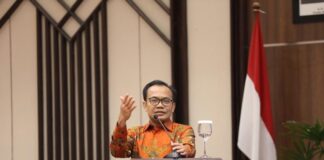 Sekretaris Menteri Koordinator Bidang Perekonomian RI, Susiwijono Moegiarso, dalam acara pelantikan Anggota Bidang Kebijakan Strategis BP Batam, pada Kamis (2/9/2021).