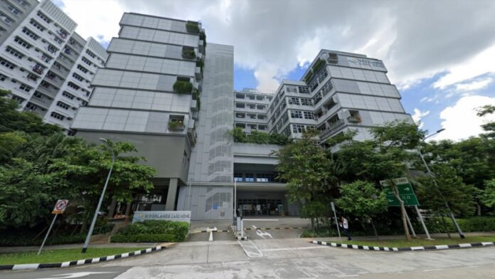 Pemandangan luar Rumah Perawatan Woodlands, salah satu kluster Covid-19 di Singapura. (Gambar: Google Street View via CNA)