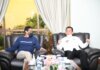 Gubernur Kepulauan Riau Ansar Ahmad menyambut kedatangan Menteri Pariwisata dan Ekonomi Kreatif Republik Indonesia (Menpar & Ekraf RI) Sandiaga Salahuddin Uno