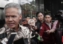 Gubernur Jateng Ganjar Pranowo mengklaim pengukuran yang dikawal polisi di Wadas hanya dilakukan terhadap warga yang setuju tanahnya dilego. (Foto: CNN Indonesia/Safir Makki)