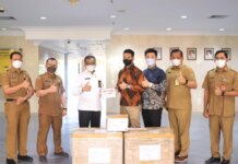 Pemko Batam menerima bantuan sebanyak 2.000 pcs Antigen Rapid Tes dari PT Neo Sarana Medika.