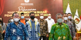 Peluncuran hari pemungutan suara Pemilu Serentak tahun 2024 ini pun diikuti oleh Penjabat Sekretaris Daerah Provinsi Kepulauan Riau Eko Sumbaryadi mewakili Gubernur Ansar Ahmad.