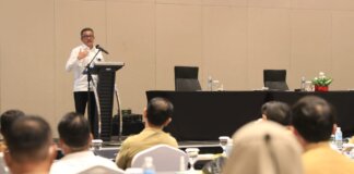 Sekretaris Daerah (Sekda) Kota Batam, Jefridin membuka Pelatihan Perencanaan bagi Perencana se-Kota Batam di Hotel Radisson, Selasa (29/3/2022).