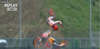 Marc Marquez mengalami crash saat menjalani sesi Warm Up MotoGP Mandalika 2022.