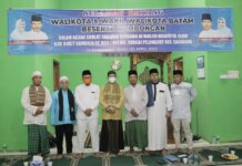 Safari hari kedua, Ramadhan 1443 Hijriah Wakil Wali Kota Batam Amsakar Achmad bertandang ke wilayah Kecamatan Sagulung, Selasa (5/4) malam