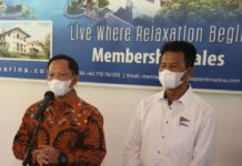 Wali Kota Batam, Muhammad Rudi, mendampingi Menteri Dalam Negeri (Mendagri), Tito Karnavian, meninjau Nongsapura Ferry Terminal, Jumat (15/4/2022).