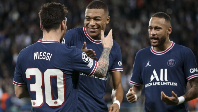 Selebrasi gol Paris Saint-Germain (PSG) Lionel Messi