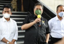 Menteri Koordinator Bidang Perekonomian Airlangga Hartarto melakukan lawatan ke Batam, Rabu (27/4/2022).
