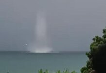Tangkapan layar video puting beliung di Danau Toba (Foto: Istimewa)