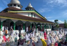 Warga muslim di Negeri Wakal, Kecamatan Leihitu, Kabupaten Maluku Tengah (Malteng), Sabtu (30/4/2022) pagi, sudah melaksanakan Salat Idul Fitri 1443 H/2022 M.