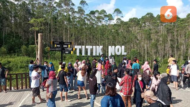 Ribuan pengunjung memadati Titik Nol IKN di Sepaku, PPU selama libur lebaran. (Liputan6.com/Istimewa)