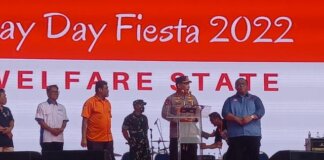 Kapolri Jenderal Listyo Sigit Prabowo menghadiri gelaran acara peringatan hari buruh internasional "May Day Fiesta" yang berlangsung di Stadion Utama Gelora Bung Karno (SUGBK) Senayan, Jakarta, Sabtu (14/5/2022). (Merdeka.com)