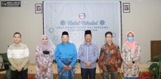 Foto Wali Kota Batam Rudi saat menghadiri Halal Bihalal Grup Rumah Sakit KPJ bersama Komunitas Batam di Aston Hotel, Senin (23/5/2022).
