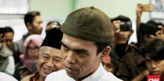 Ilustrasi. Ustaz Abdul Somad mengklaim dirinya dideportasi dari Singapura. (CNN Indonesia/Andry Novelino)