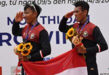 Dayung sumbang medali emas pertama bagi Indonesia di SEA Games 2021. (ANTARA FOTO/ADITYA PRADANA PUTRA)