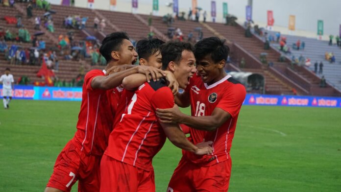 Tim Nasional Indonesia mengalahkan Myanmar 3-1 dalam laga terakhir penyisihan grup A, di Stadion Viet Tri, Phu Tho, Vietnam, Minggu (15/5/2022) malam.