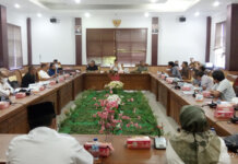 Komisi I DPRD Batam menggelar rapat dengar pendapat (RDP) terkait pengaduan warga Perumahan KDA Batam Center, Rabu (8/6/2022).