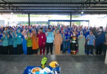 Marlin saat membuka Sosialisasi Pilah Sampah dari Rumah Tingkat Kecamatan Sungai Beduk, Kota Batam, Jumat (5/8).