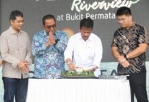 Wali Kota Batam Rudi saat menghadiri kegiatan Permata Riverview Gathering di Bukit Permata Batam, Senin (15/8/2022).