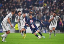 Pemain Paris Saint Germain, Lionel Messi (tengah) menggiring bole melewati pemain Juventus pada laga Liga Champions 2022-2023 di Allianz Stadium, Kamis (3/11/2022) dini hari WIB. (Foto: uefa.com)