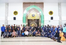 Sekretaris Daerah (Sekda) Kota Batam, Jefridin Hamid, melepas 60 peserta secara resmi muktamar ke-48 Muhammadiyah dan Aisyiyah ke Kota Solo, Jawa Tengah yang dilaksanakan pada tanggal 18-20 November 2022 di komplek Muhammadiyah Tembesi, Rabu (16/11/2022).