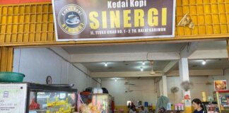 Kedai kopi Sinergi di Jalan Teuku Umar No 1-2 Kabupaten Karimun, Provinsi Kepulauan Riau (Kepri), Kamis (20/10/2022).