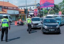 Pengamanan lalu lintas (lalin) di sekitar pusat kegiatan Konferensi Tingkat Tinggi (KTT) G20 di ITDC Nusa Dua, Bali, semakin ketat, Minggu (13/11/2022).