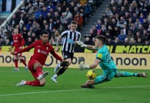 Liverpool Menang 2-0 atas Newcastle (Reuters/Lee Smith)