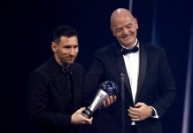 Lionel Messi mendapatkan penghargaan The Best FIFA dalam kategori pemain terbaik dunia (Foto: Reuters)