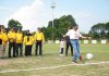 Sekretaris Daerah Kota Batam, Jefridin, M.Pd. membuka secara resmi Liga Batam 2023, yang ditandai dengan kick off, di Stadion Temenggung Abdul Jamal, Minggu (17/9/2023).