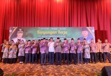 Wali Kota Batam, Muhammad Rudi menghadiri acara silaturahmi dan pelantikan Pengurus Perkumpulan Keluarga Musi Banyuasin Kota Batam Periode 2022-2025 di Hotel Harmoni One, Batam Center, Minggu (12/11/2023).