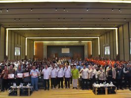Gubernur kepulauan riau secara secara resmi membuka pelatihan tailor made training dan penutupan pemagangan tahun 2023 provinsi kepulauan riau di Hotel Aston, Batam, Rabu (22/11/2023).